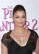 Aishwarya Rai Bachchan attends the premiere of the movie THE PINK PANTHER 2 at the Ziegfeld Theater on February 3, 2009 in New York City (9)